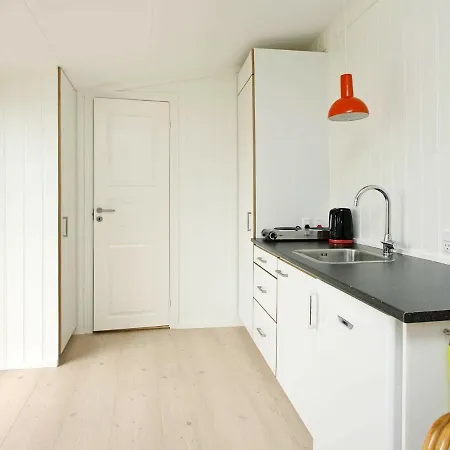 4 Person In Skagen-by Traum *