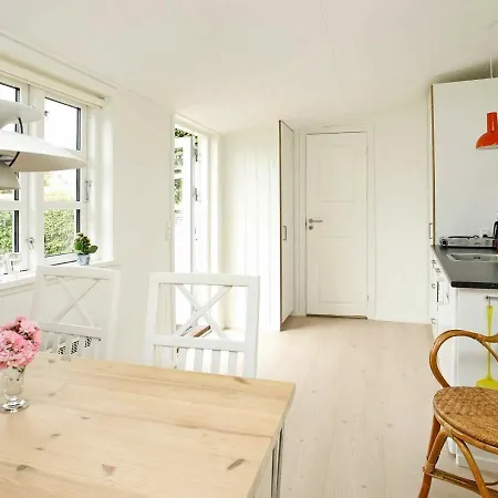 4 Person In Skagen-by Traum *