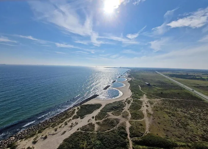 4 Person In Skagen-by Traum